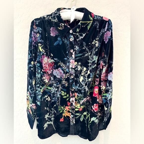 Soft Surroundings Tops - SOFT SURROUNDINGS | Velvet Floral Button Down Shirt New | Petite Small